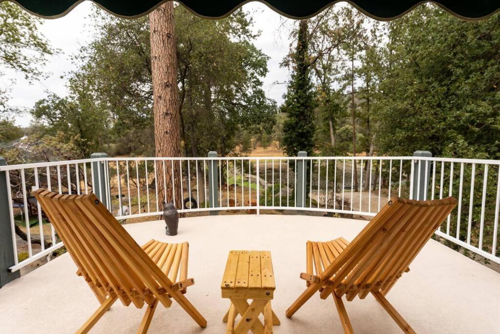 New Yosemite Family Retreat With Pond & Game Room! Coarsegold Luaran gambar